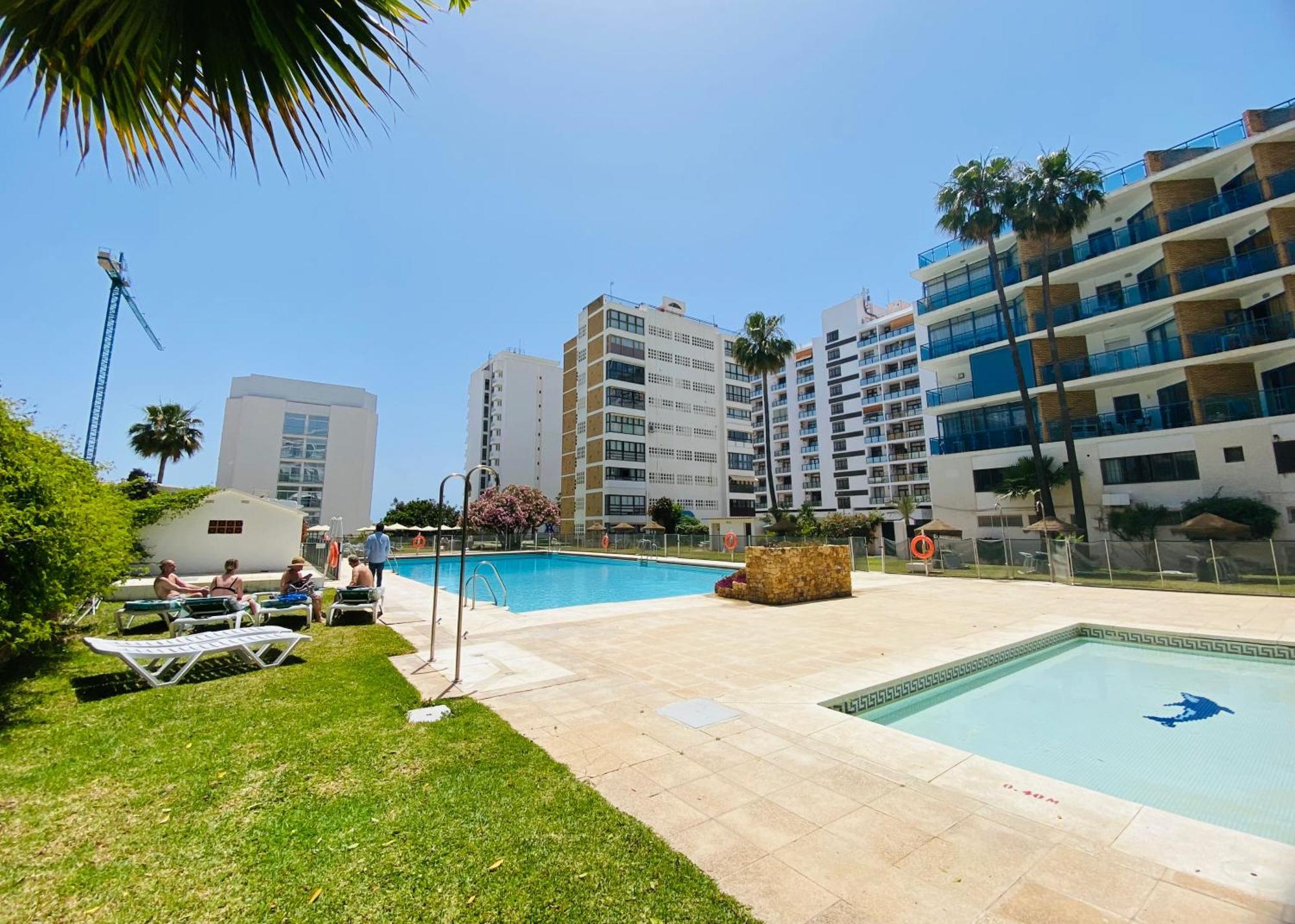 Apartamentos Ms Pepita Benalmadena Ngoại thất bức ảnh